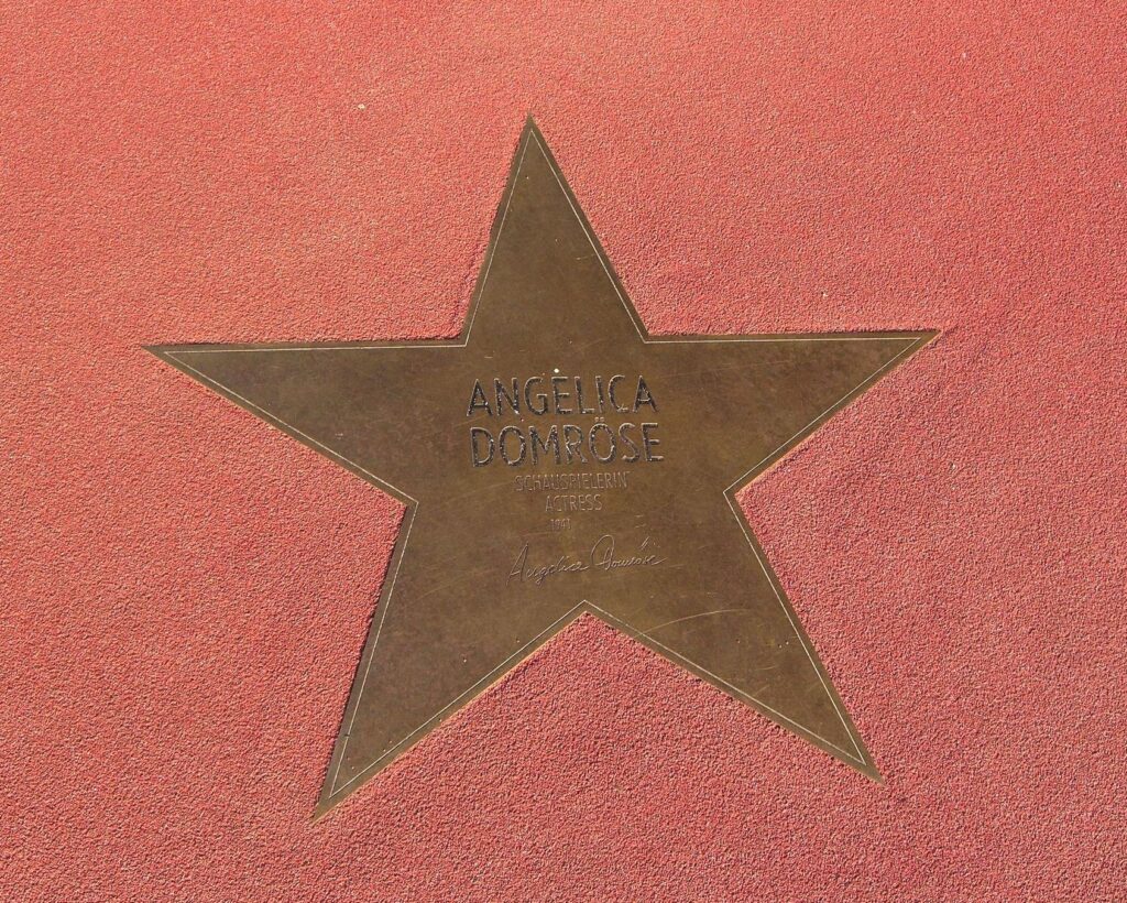 Angelica Domröse
