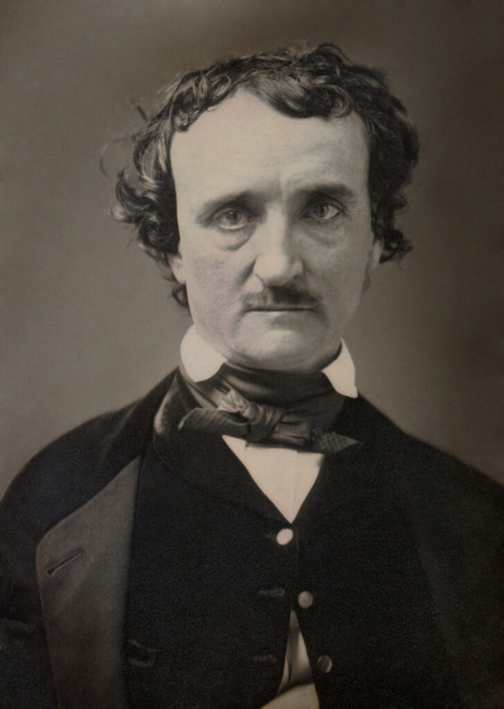 Eine Daguerreotypie von Edgar Allan Poe aus dem Jahr 1848, die den Schriftsteller mit nachdenklichem Blick und seiner charakteristischen Stirn zeigt.