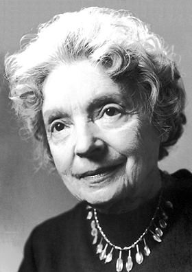 Die Dichterin Nelly Sachs bei der Verleihung des Nobelpreises für Literatur in Stockholm am 10. Dezember 1966, ihrem 75. Geburtstag.
